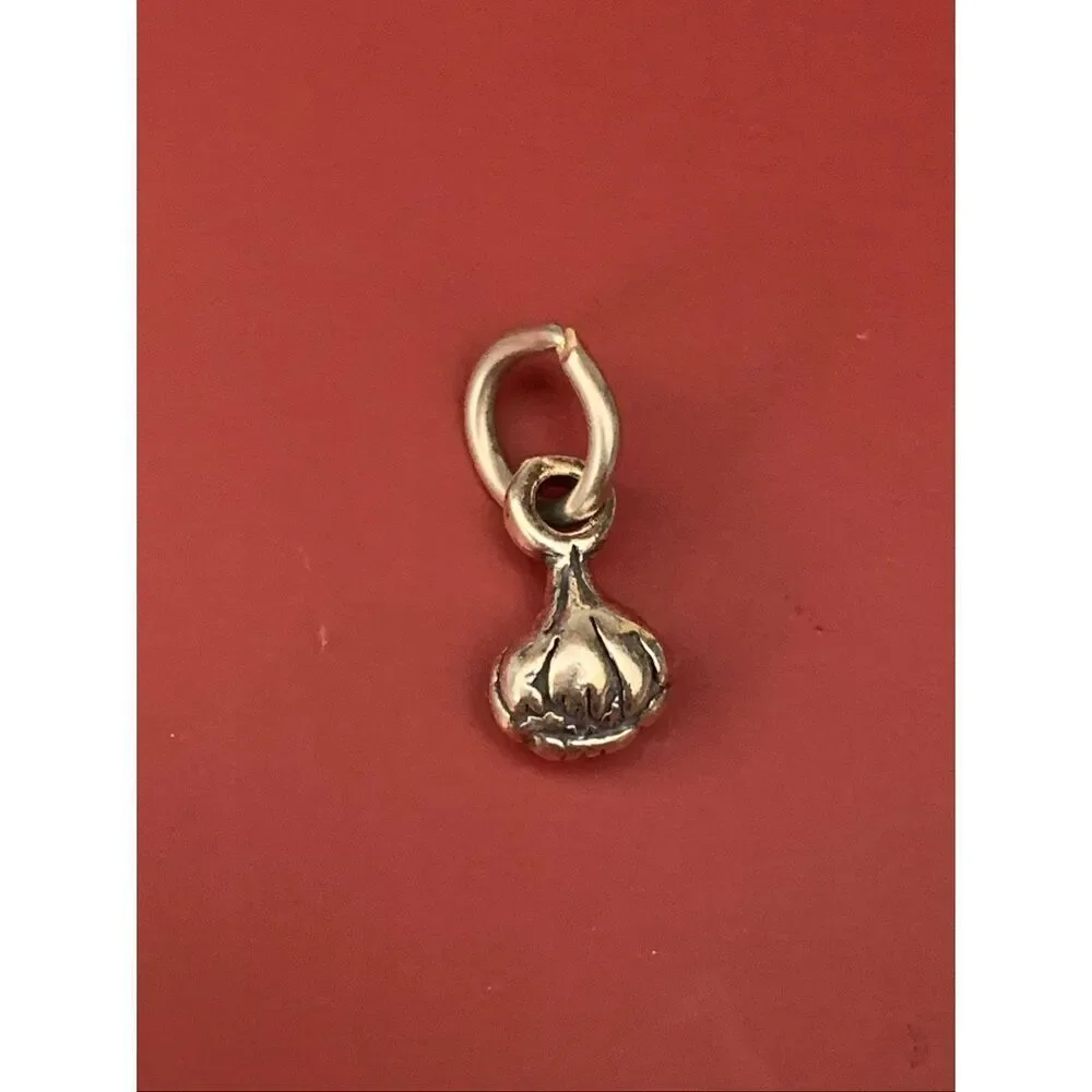 Garlic Clove Sterling Silver Jewelry Charm #food #italian #vegetable